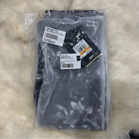 NWT PUMA Floral Untamed 7/8 Training Leggings Grey white print tropical floral - Picture 9 of 9